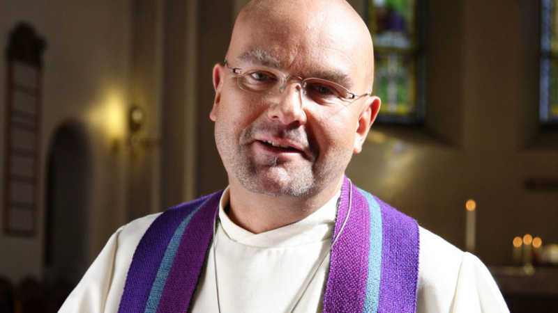 Sogneprest Einar Gelius i Lillehammer Rotary.