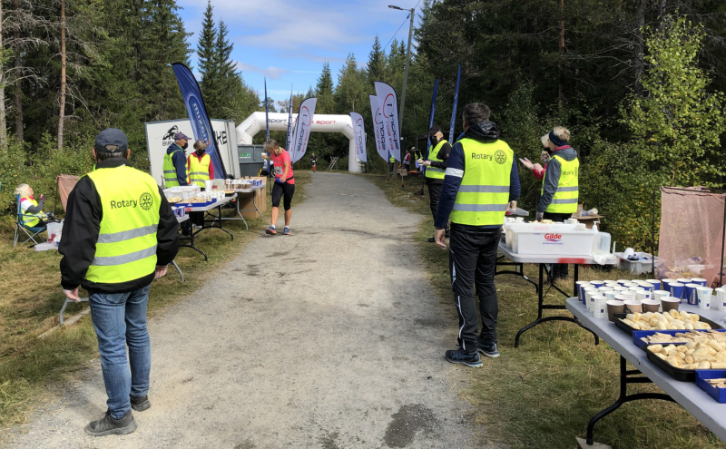 Stor innsats fra Lillehammer Rotary under dagens Birkebeinerløp.