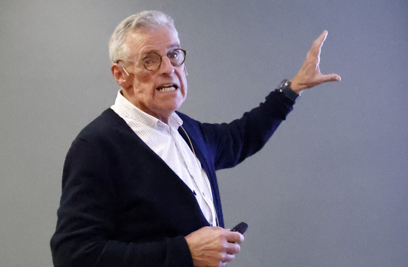 Innholdsrikt og spennende Ego-foredrag av familiemannen, hobbysnekkeren og datasjefen Øystein Windingstad.