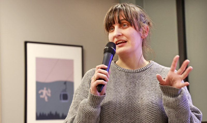 Tankevekkende foredrag av Ane Solstuen om Barnefattigdom i Lillehammer Rotary.