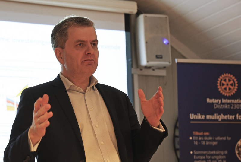 Adm.dir. Trond Skjellerud i Elvia om kraftpriser og infrastruktur tirsdag kveld i Lillehammer Rotary