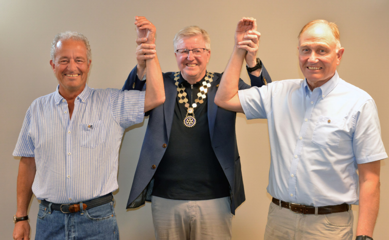 Enda to nye medlemmer ble ønsket velkommen i Lillehammer Rotary.