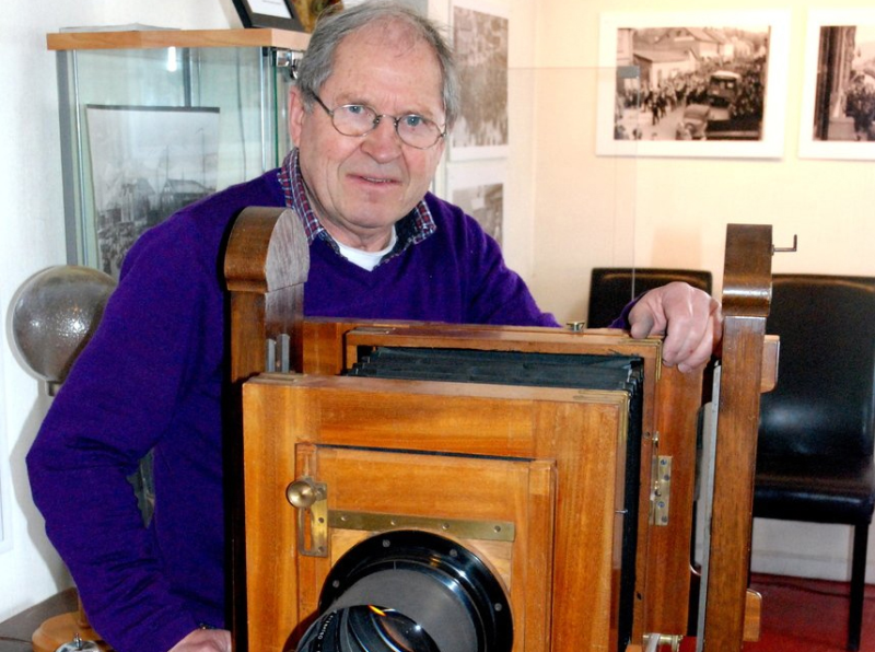 Øistein Lind i Rotaryklubben tirsdag 1. oktober om fotografering – fra glassplater til digitale bilder.