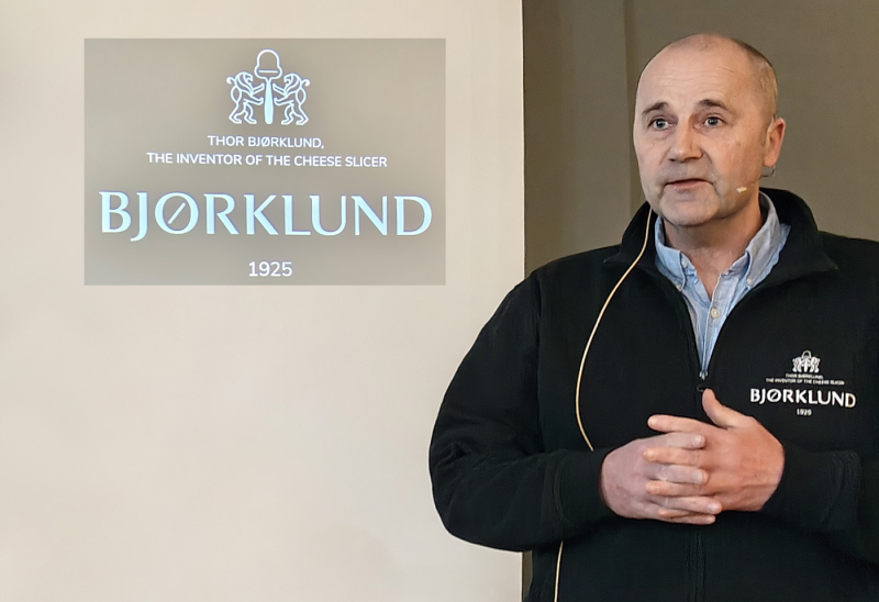 Spennende historien om ostehøvelen 100år i Rotarymøtet 30. april..