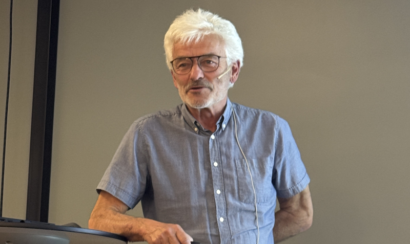 Harald Snippens egoforedrag med glimt i øyet!